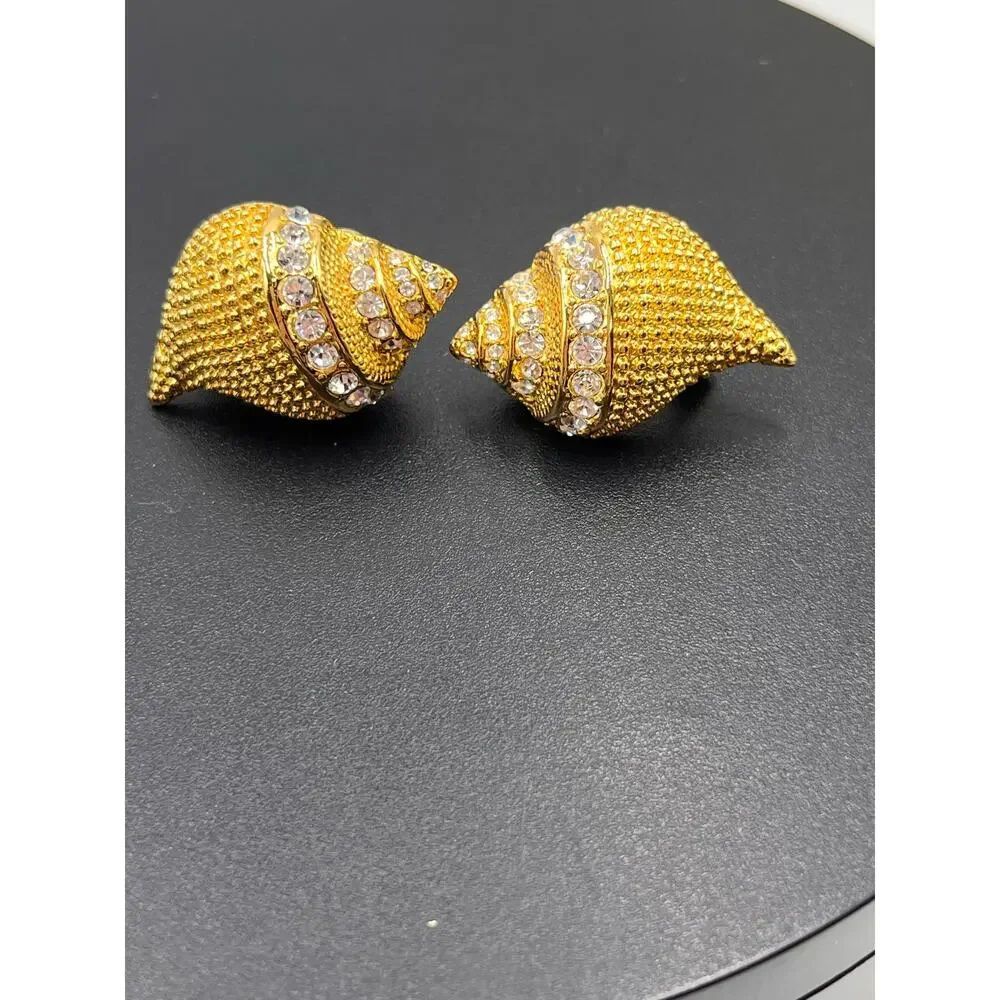 Kenneth Jay Lane KJL Vintage‎ Gold Crystal Seashell Crystal Clip On Earrings - Picture 9 of 9